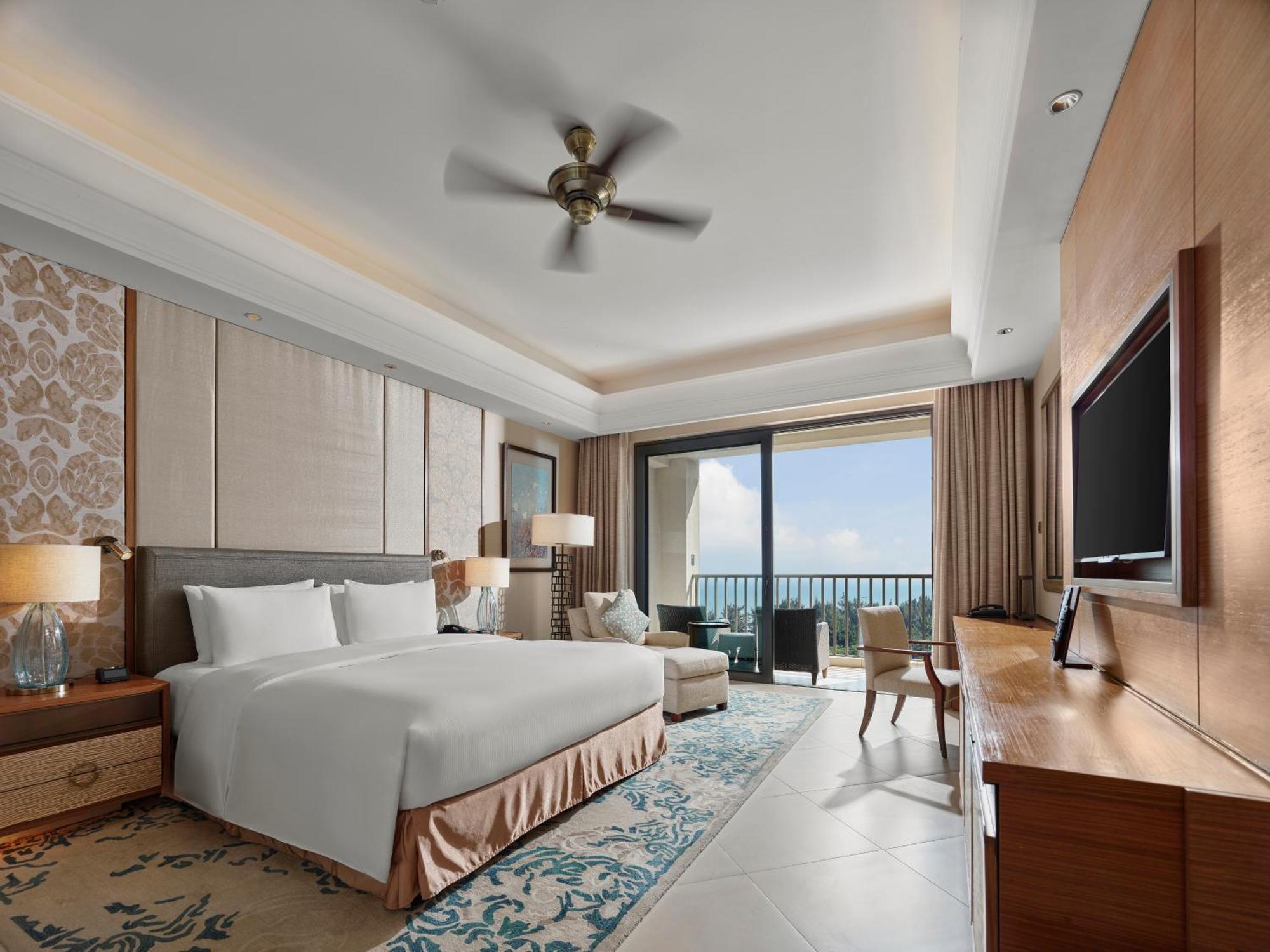 Hilton Haikou Meilan - Beachfront Hotel Zewnętrze zdjęcie