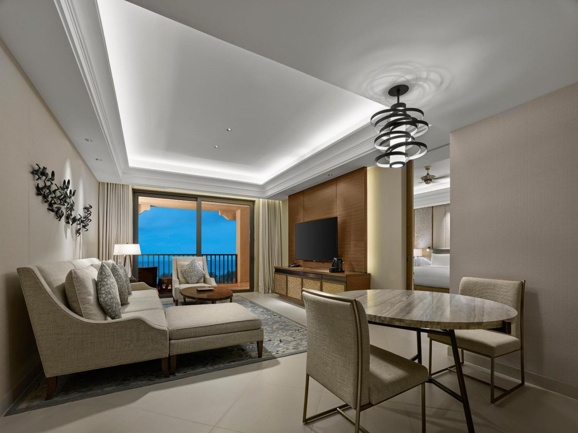 Hilton Haikou Meilan - Beachfront Hotel Zewnętrze zdjęcie